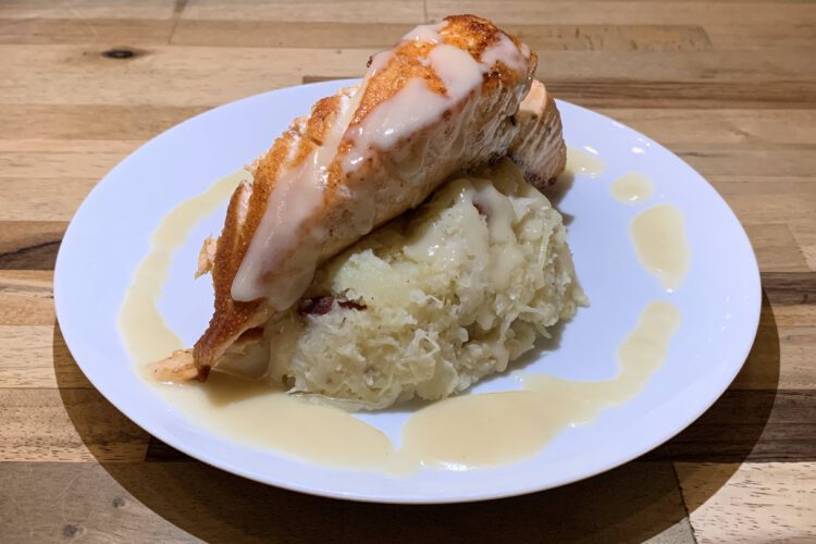 Zuurkool met zalm en dry vermouth saus
