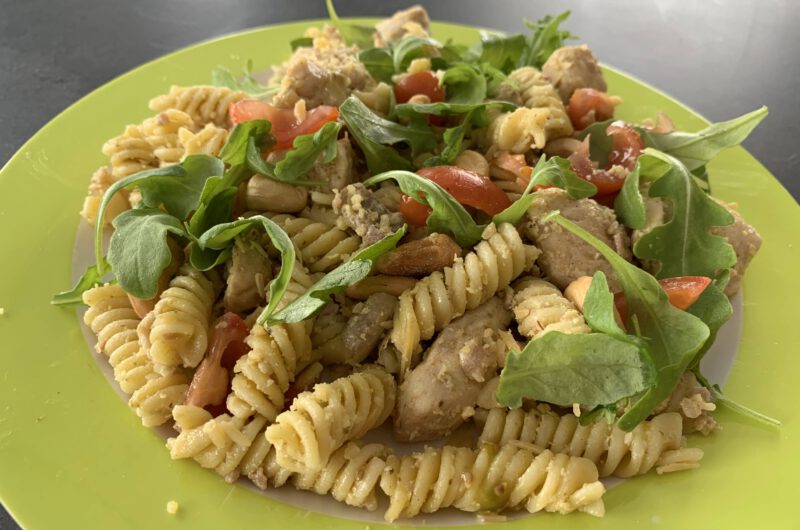 Pastasalade met kip