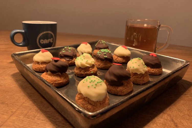 petit fours
