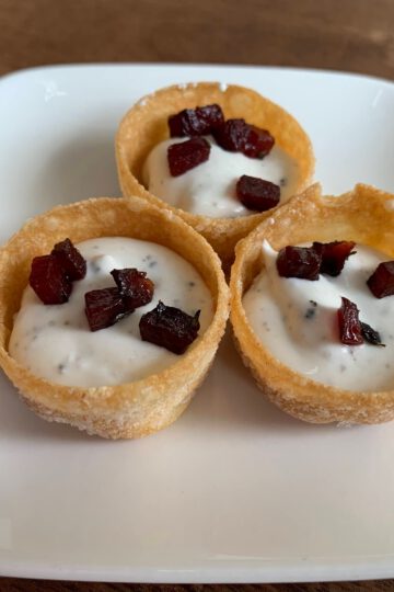 Geitenkaas truffelcreme met geroosterde bietjes