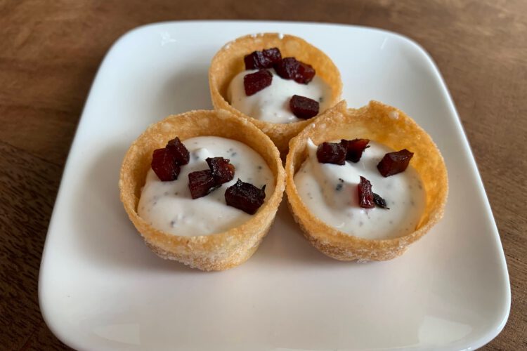 Geitenkaas truffelcreme met geroosterde bietjes