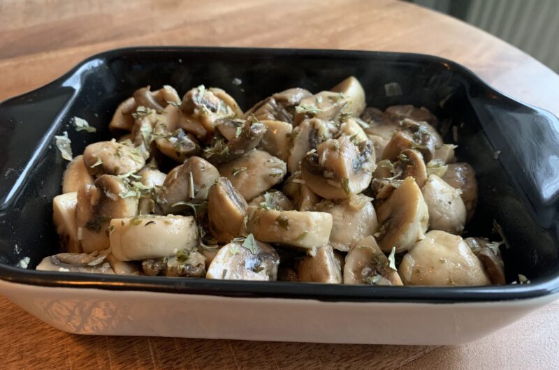 Champignons in knoflook