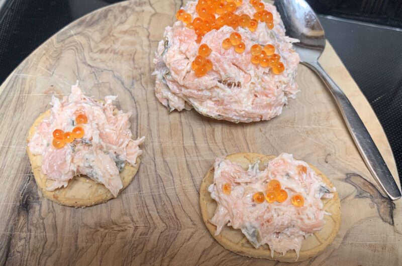 Warm gerookte zalm salade